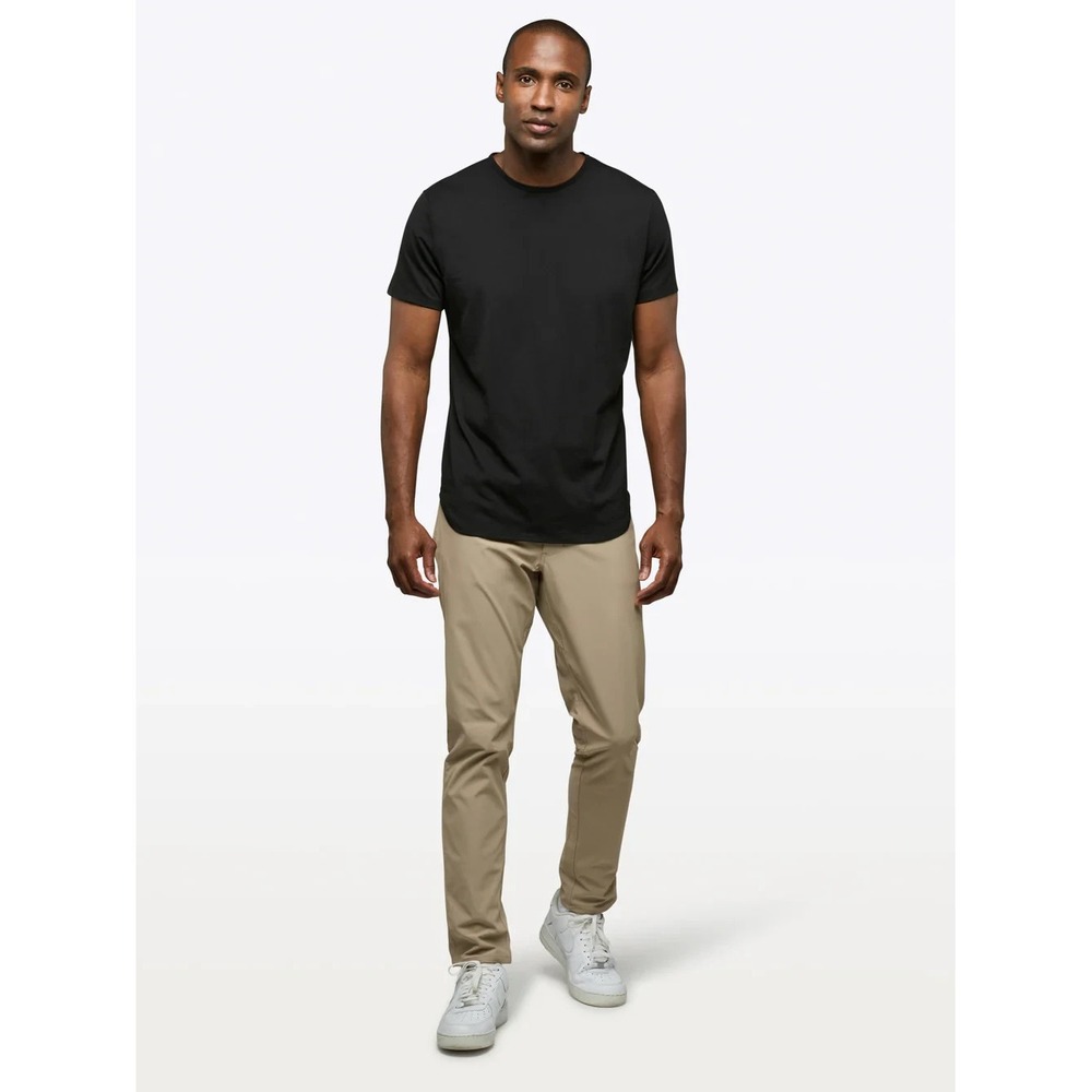 Cuts Men's AO Elongated Tee, Black, size L New without tags - Picture 4 of 12